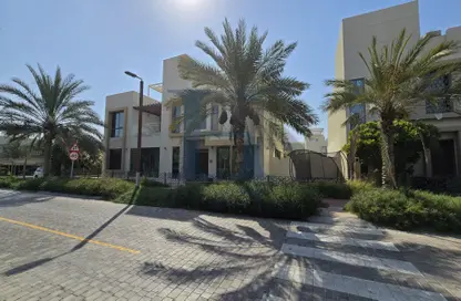 Villa - 5 Bedrooms - 7 Bathrooms for sale in Cluster 4 - The Sustainable City - Dubai