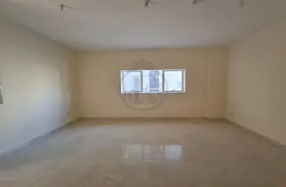 Apartment - 2 Bedrooms - 2 Bathrooms for rent in Zig Zag Building - Tourist Club Area - Abu Dhabi