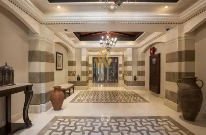 Apartment - 2 Bedrooms - 2 Bathrooms for sale in Zaafaran - Old Town - Dubai