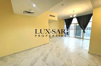 Apartment - 1 Bedroom - 2 Bathrooms for rent in Millennium Binghatti Residences - Business Bay - Dubai