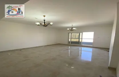 Apartment - 2 Bedrooms - 2 Bathrooms for rent in Jamal Abdul Nasser Street - Al Majaz - Sharjah