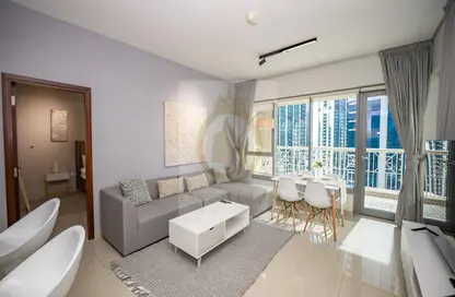 Apartment - 3 Bedrooms - 3 Bathrooms for rent in 29 Burj Boulevard - Downtown Dubai - Dubai