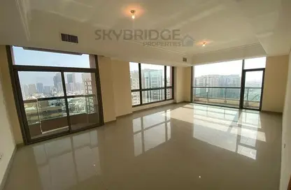 Apartment - 3 Bedrooms - 3 Bathrooms for rent in Al Falah City - Abu Dhabi