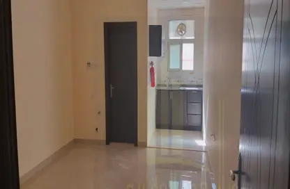 Apartment - 1 Bathroom for rent in Al Jurf Industrial 2 - Al Jurf Industrial - Ajman