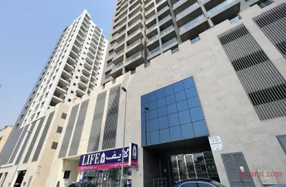 Apartment - 1 Bedroom - 2 Bathrooms for rent in 10C Building - Jumeirah Village Circle - Dubai