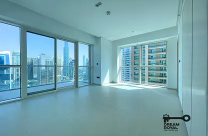 Apartment - 2 Bedrooms - 2 Bathrooms for rent in West Avenue Tower - Dubai Marina - Dubai