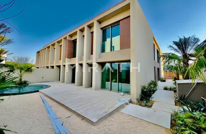 Villa - 5 Bedrooms - 6 Bathrooms for rent in Nad Al Sheba Gardens - Nad Al Sheba 1 - Nad Al Sheba - Dubai