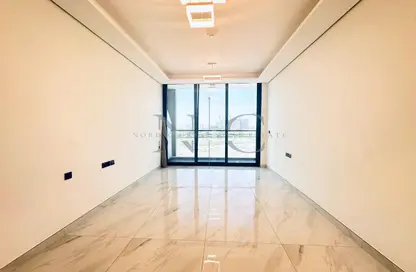 Apartment - 1 Bathroom for rent in Samana Golf Avenue - Dubai Studio City - Dubai