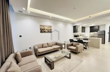 Apartment - 1 Bedroom - 2 Bathrooms for sale in Diamond Building - Al Satwa - Dubai