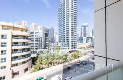 Apartment - 3 Bedrooms - 3 Bathrooms for sale in The Zen Tower - Dubai Marina - Dubai