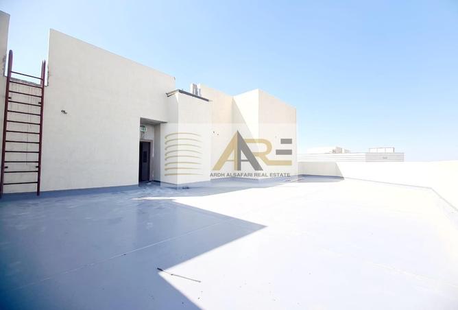 Apartment - 2 Bedrooms - 3 Bathrooms for rent in Sarab 2 - Aljada - Sharjah