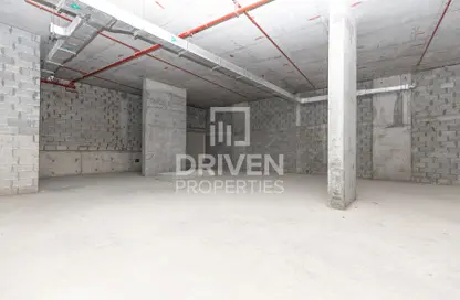 Retail - Studio for rent in Al Muteena - Deira - Dubai