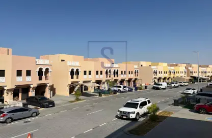 Villa - 2 Bedrooms - 3 Bathrooms for rent in Zone 8 - Hydra Village - Abu Dhabi