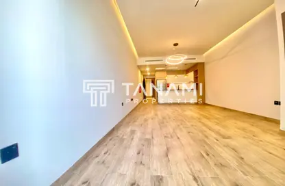 Apartment - 1 Bathroom for rent in Rokane G25 - Jumeirah Village Circle - Dubai