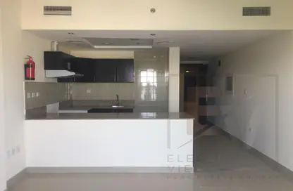 Apartment - 1 Bathroom for rent in Red Residency - Dubai Sports City - Dubai