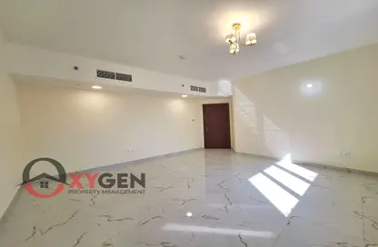 Apartment - 2 Bedrooms - 2 Bathrooms for rent in Pearl Tower - Electra Street - Abu Dhabi