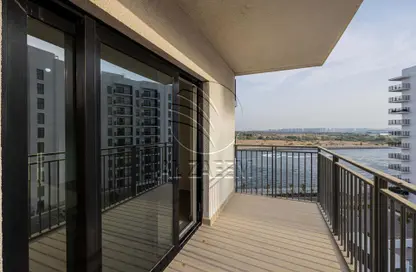 Apartment - 1 Bathroom for sale in Waters Edge - Yas Island - Abu Dhabi