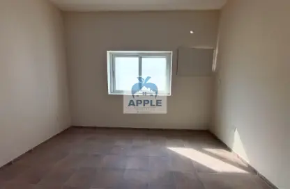 Apartment - 1 Bathroom for rent in Muwaileh 3 Building - Muwaileh - Sharjah