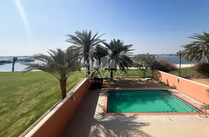 Villa - 5 Bedrooms - 7 Bathrooms for rent in Mangrove Village - Abu Dhabi Gate City - Abu Dhabi