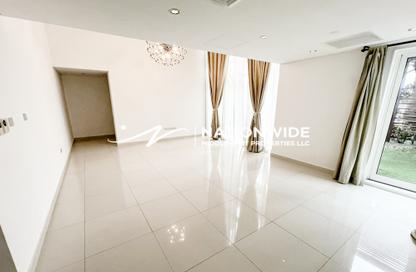 Townhouse - 3 Bedrooms - 4 Bathrooms for sale in One Marina Square - Marina Square - Al Reem Island - Abu Dhabi