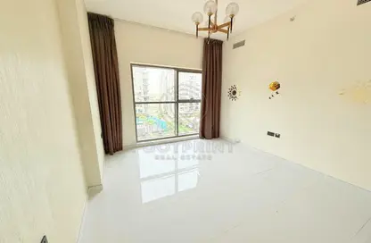 Apartment - 1 Bedroom - 1 Bathroom for rent in Lawnz by Danube Block 3 - Lawnz by Danube - International City - Dubai