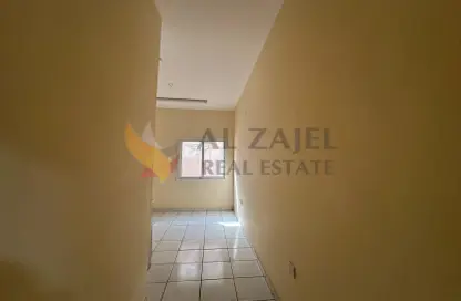 Apartment - 1 Bathroom for rent in Al Baraha - Deira - Dubai