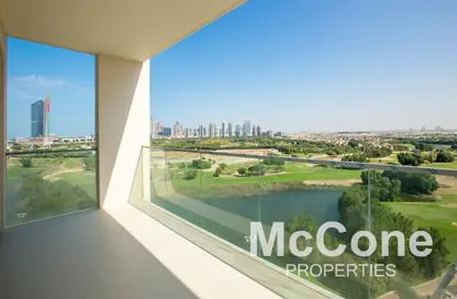 Apartment - 3 Bedrooms - 4 Bathrooms for rent in Vida Residence 2 - Vida Residence - The Hills - Dubai