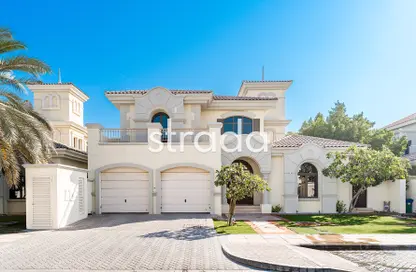 Villa - 4 Bedrooms - 6 Bathrooms for rent in Garden Homes Frond F - Garden Homes - Palm Jumeirah - Dubai