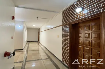 Apartment - 1 Bedroom - 2 Bathrooms for rent in White Swan Building - Sheikh Zayed Road - Dubai