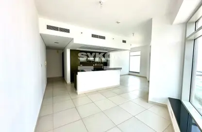 Apartment - 1 Bedroom - 2 Bathrooms for rent in The Lofts West - The Lofts - Downtown Dubai - Dubai