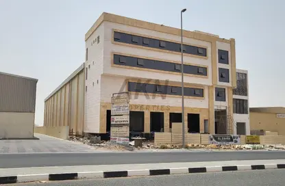 Warehouse - Studio - 3 Bathrooms for rent in Umm Al Thuoob - Umm Al Quwain