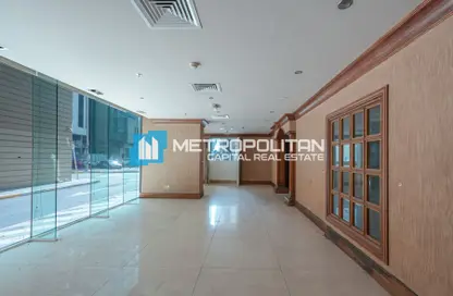 Show Room - Studio for rent in Al Zahiyah - Abu Dhabi