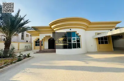 Villa - 4 Bedrooms - 6 Bathrooms for rent in Al Mowaihat 1 - Al Mowaihat - Ajman