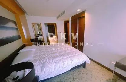 Apartment - 1 Bedroom - 2 Bathrooms for rent in The Dubai Mall Residences - Downtown Dubai - Dubai