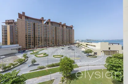 Apartment - 1 Bedroom - 1 Bathroom for rent in Al Das - Shoreline Apartments - Palm Jumeirah - Dubai