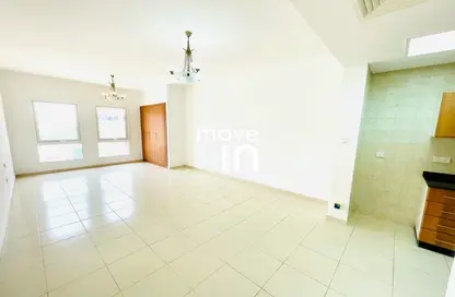 Apartment - 1 Bathroom for rent in Maple 2 - Emirates Gardens 2 - Jumeirah Village Circle - Dubai