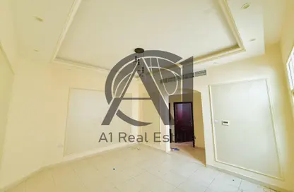 Apartment - 1 Bedroom - 2 Bathrooms for rent in Asharej - Al Ain