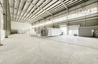 Warehouse - Studio - 2 Bathrooms for rent in Saih Shuaib 4 - Dubai Industrial City - Dubai