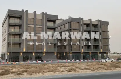 Apartment - 2 Bedrooms - 3 Bathrooms for rent in Tilal City - Sharjah