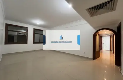 Apartment - 2 Bedrooms - 2 Bathrooms for rent in Airport Road - Abu Dhabi