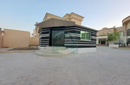 Apartment - 1 Bedroom - 1 Bathroom for rent in Khalifa City A Villas - Khalifa City A - Khalifa City - Abu Dhabi