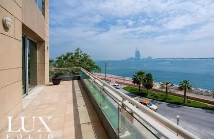 Apartment - 3 Bedrooms - 5 Bathrooms for sale in Dream Palm Residence - The Crescent - Palm Jumeirah - Dubai