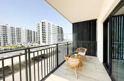 Apartment - 1 Bathroom for rent in Waters Edge - Yas Island - Abu Dhabi