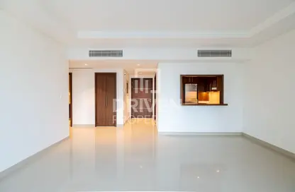 Apartment - 2 Bedrooms - 2 Bathrooms for rent in Boulevard Point - Downtown Dubai - Dubai