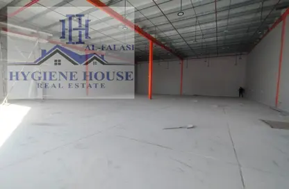 Warehouse - Studio for rent in Umm Al Thuoob - Umm Al Quwain