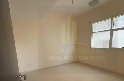 Apartment - 2 Bedrooms - 2 Bathrooms for rent in Al Jurf 1 - Al Jurf - Ajman Downtown - Ajman