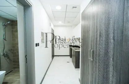 Apartment - 1 Bathroom for sale in Rukan Tower - Dubai Land - Dubai