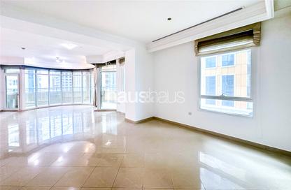 Apartment - 4 Bedrooms - 3 Bathrooms for sale in Marina Crown - Dubai Marina - Dubai