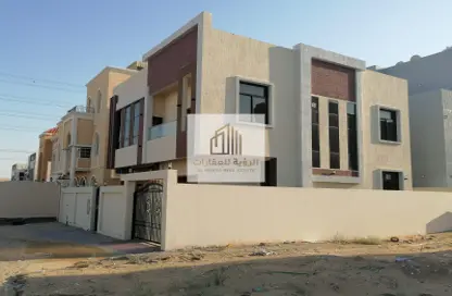 Villa - 5 Bedrooms - 6 Bathrooms for sale in Al Yasmeen 1 - Al Yasmeen - Ajman