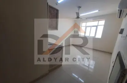 Apartment - 1 Bathroom for rent in Al Rashidiya Towers - Al Rashidiya - Ajman Downtown - Ajman